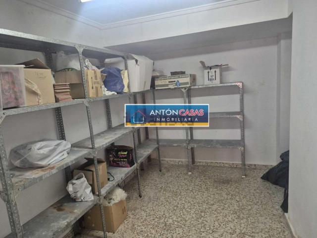 Local, Monovar