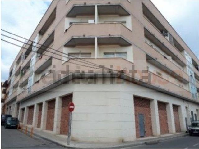 Local, Mora d&apos Ebre