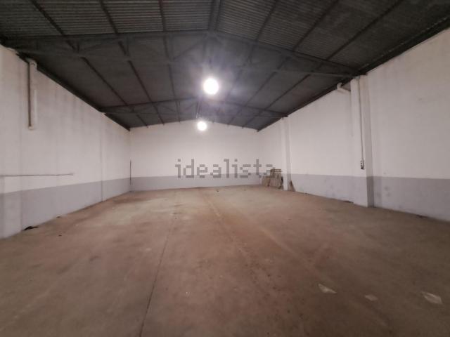 Local, Mora d&apos Ebre