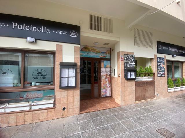 Local, Moraira