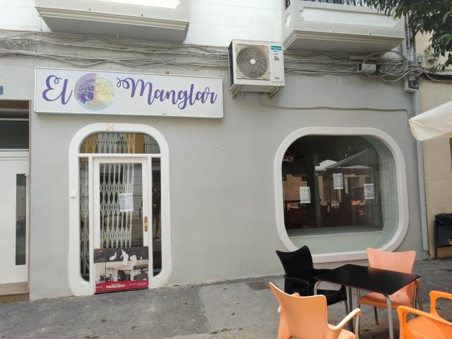 LOCAL MUY CENTRICO Y ACONDICIONADO