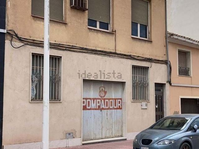 Local, Novelda