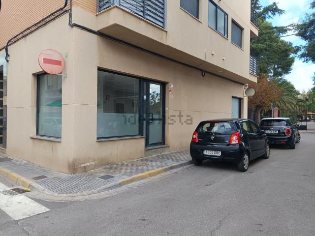 Local, Nules