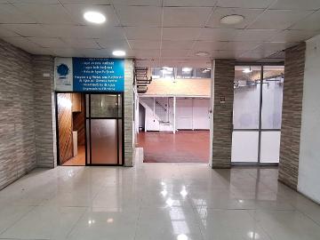 Local o Casa comercial en Arriendo en Santiago 2 baños
