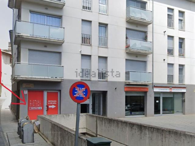 Local, Olot