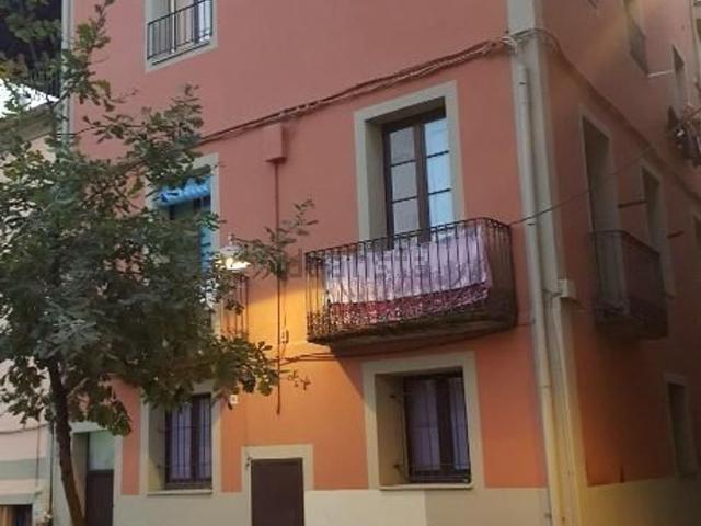Local, Olot