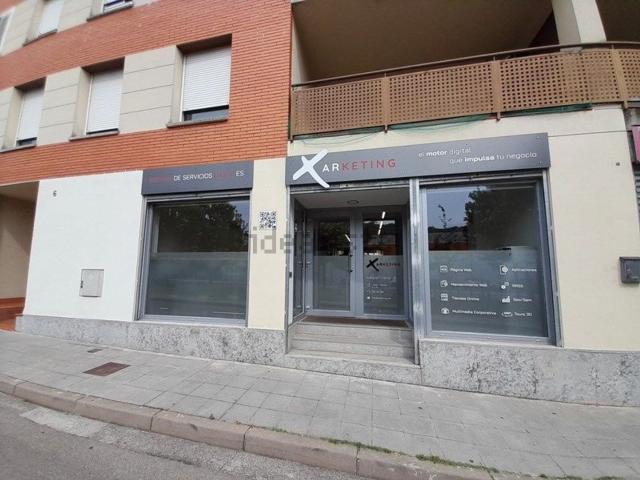 Local, Olot