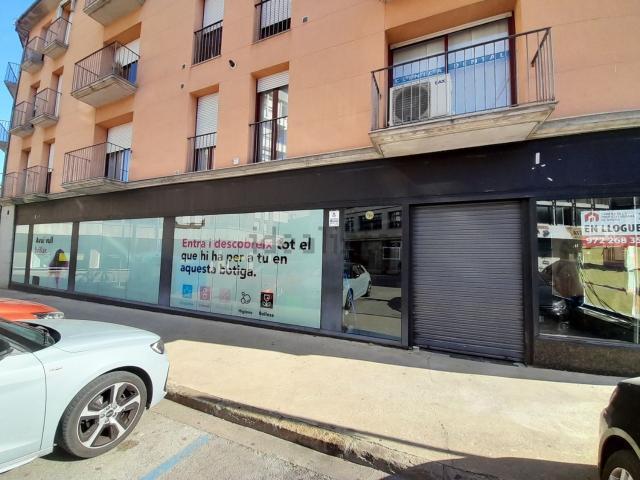 Local, Olot