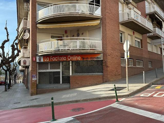 Local, Olesa de Montserrat