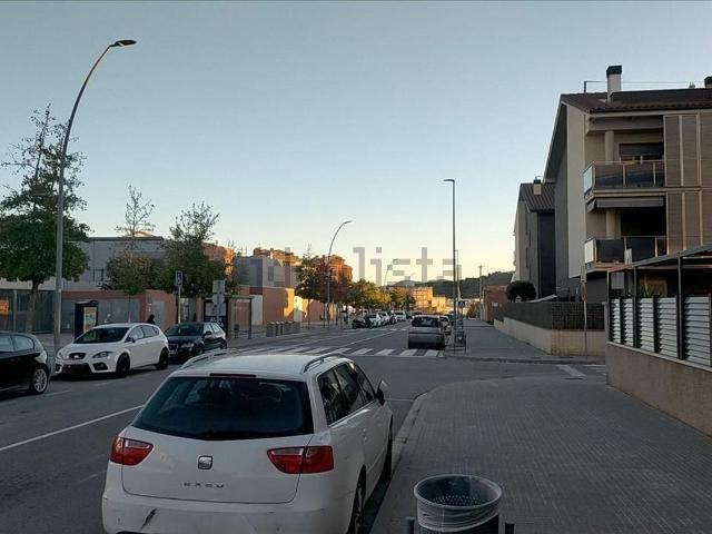 Local, Olesa de Montserrat