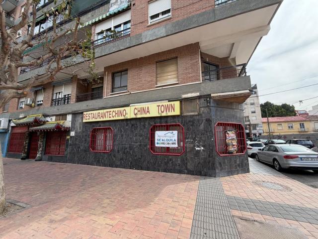 Local, Orihuela