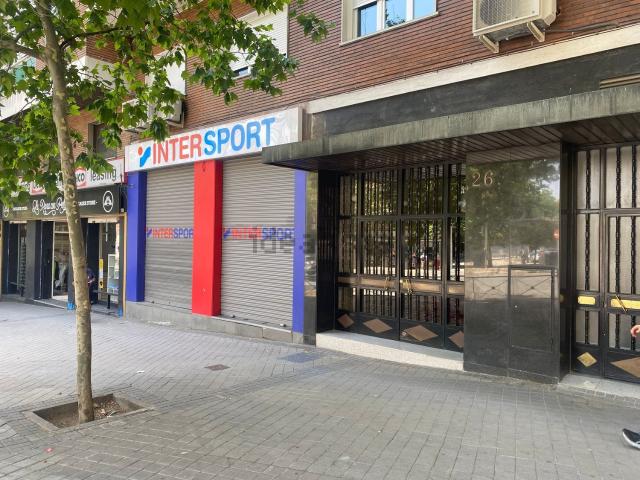 Local, Pacífico, Madrid