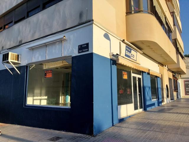 LOCAL PARA NEGOCIO ZONA SAN ROQUE. ENFRENTE DEL PARQUE