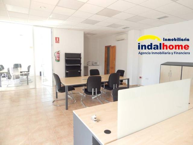 Local para alquiler en Vera