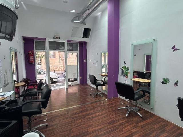 LOCAL PARA ENTRAR A TRABAJAR! DELICIAS