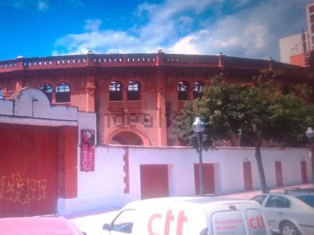Local, Parque Ribalta Plaza de Toros, Castellón de la Plana / Castello de la Plana