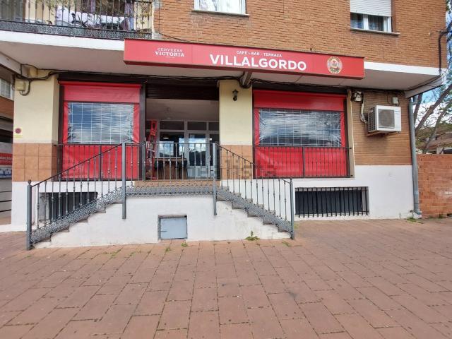 Local, Pedro Muñoz