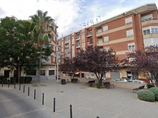 Local, Petrer