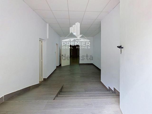 Local, Petrer
