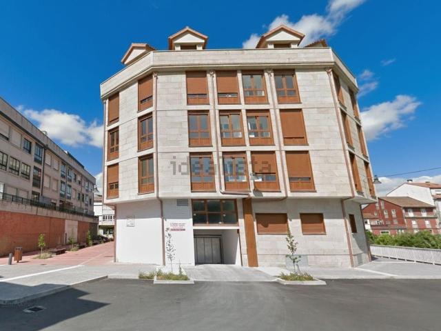 Local, Pontecesures