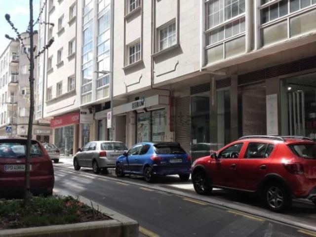 Local, Pontevedra