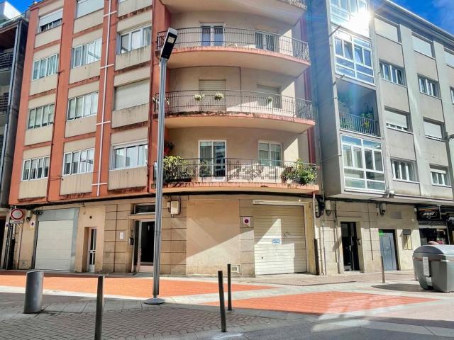 Local, Pontevedra