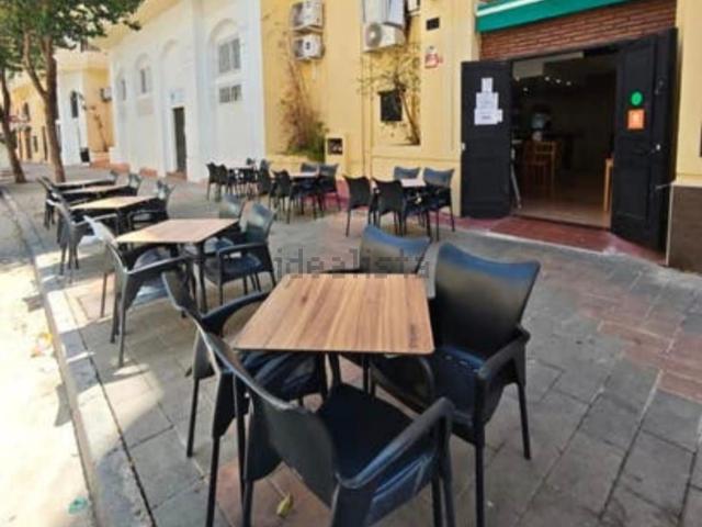 Local, Portada Alta La Barriguilla, Málaga