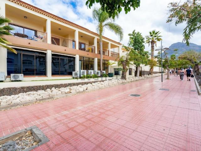 Local, Playa de Fañabé, Adeje