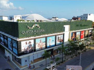 Local Playa del Carmen 5ta Avenida con 12