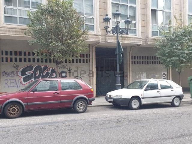 Local, Plaza de la Industria, Vigo
