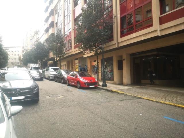 Local, Plaza España Corte Inglés, Vigo