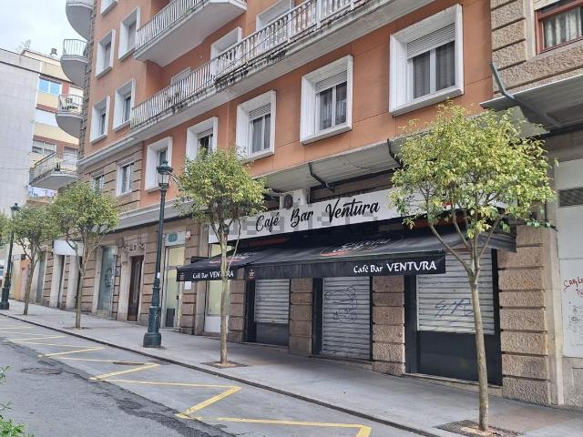 Local, Plaza España Corte Inglés, Vigo