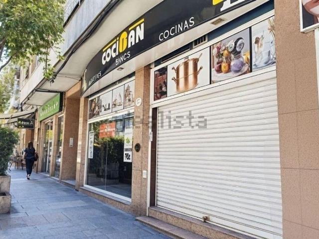 Local, Plaza España Corte Inglés, Vigo