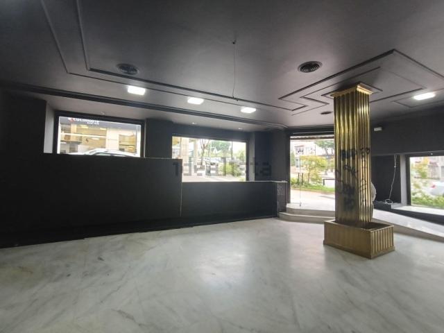Local, Plaza España Corte Inglés, Vigo