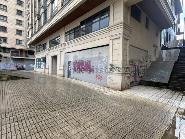 Local, Plaza España Corte Inglés, Vigo