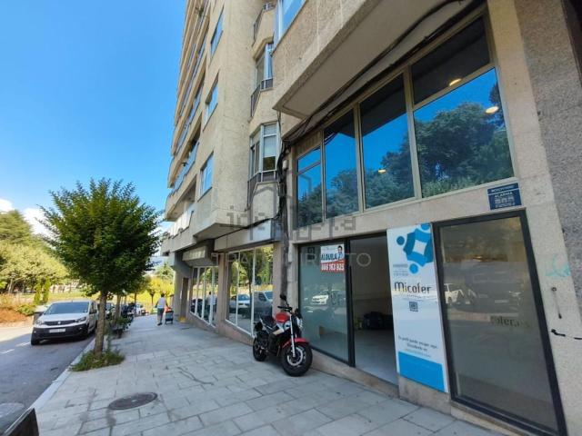Local, Plaza España Corte Inglés, Vigo