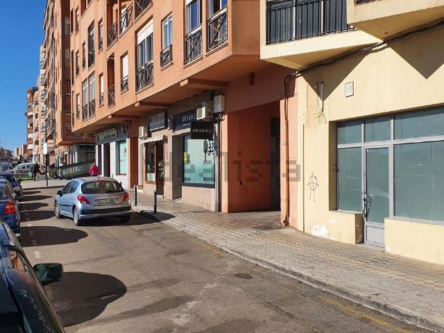 Local, Plasencia