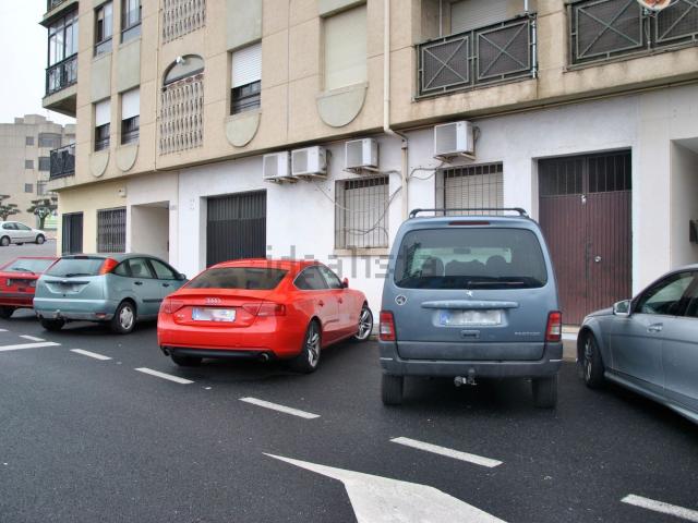 Local, Plasencia