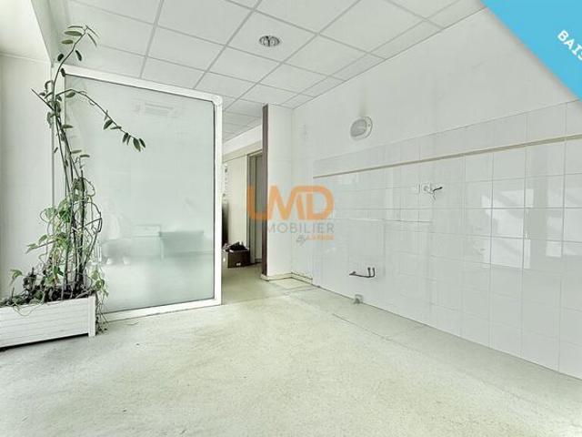 Local pro/commercial 58 m² forte visibilité