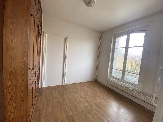 LOCAL PROFESSIONEL de 25m2