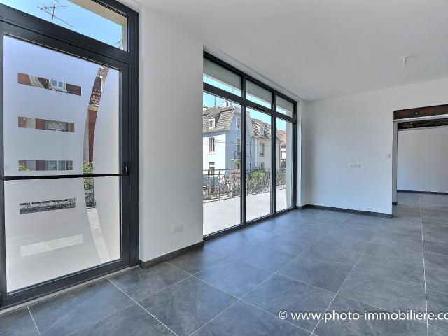 Local professionnel avec acquisition de l'immeuble de rapport • 375 m2 • Rebberg de Riedisheim