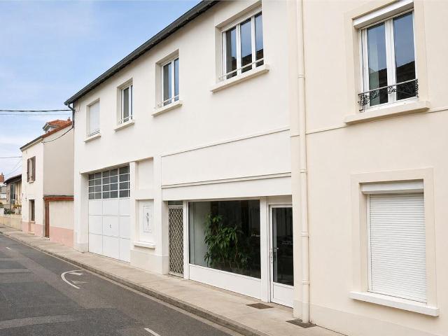 Local professionnel à vendre Roanne Centre ville