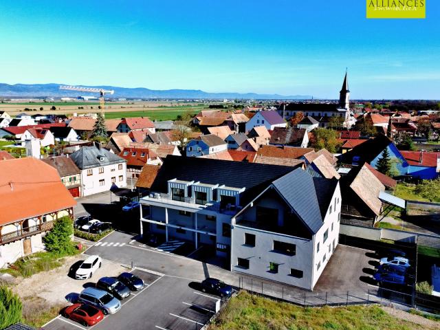 LOCAL PROFESSIONNEL À VENDRE 89 m2 PÔLE MÉDICAL D’OBERHERGHEIM