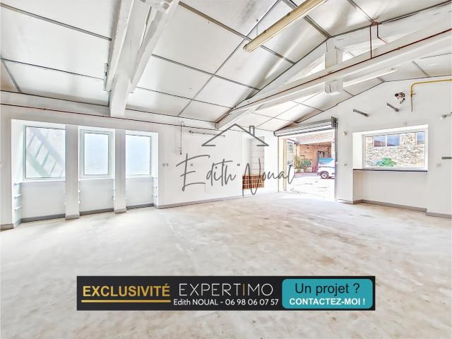 Local professionnel de 466 m2 Emplacement premium avec parki. 466m² Millau