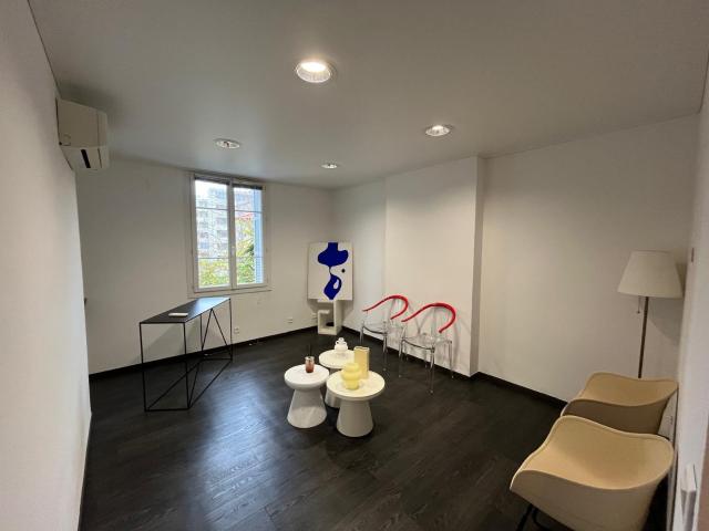 Local professionnel de 67 m2 en plein centre de Bastia