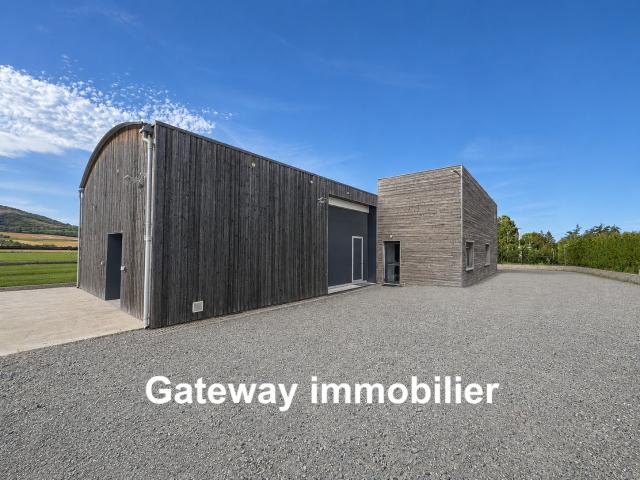 LOCAL PROFESSIONNEL ENTREPÔT AVEC APPARTEMENT DE FONCTION