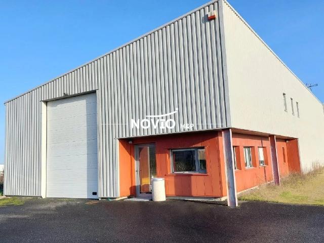 Local professionnel 193 m² proche Poitiers