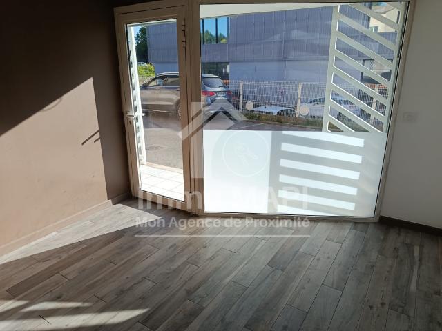 Local Professionnel 120 m2 Saint Jean de Védas