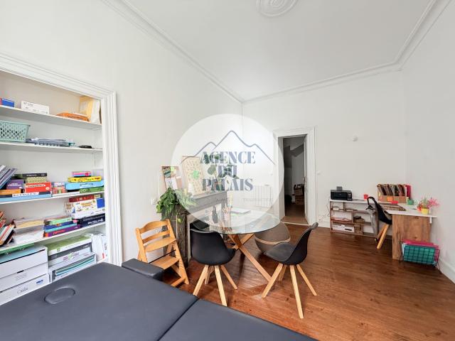 Local professionnel 24m2