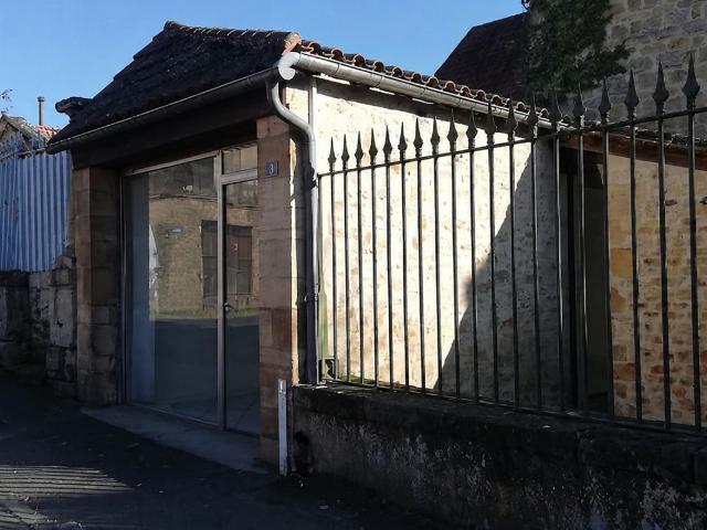 Local Professionnel 37 m² 2 pièces